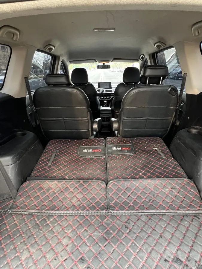 2018 BaoJun 360 1.5L 112HP L4 6MT,autocango,china used car exporter,china ev exporter,chinese used car exporter,chinese used ev exporter