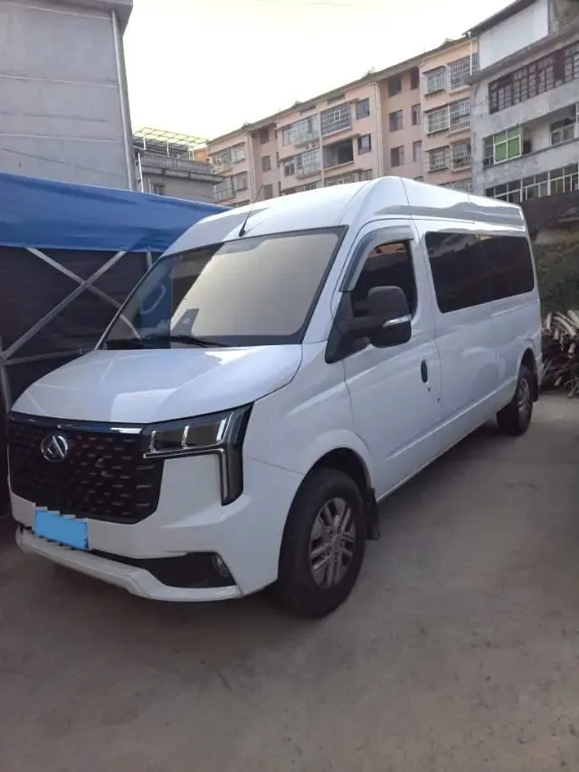 2024 MAXUS XinTu V80 2.0T 147HP L4 6MT,autocango,china used car exporter,china ev exporter,chinese used car exporter,chinese used ev exporter