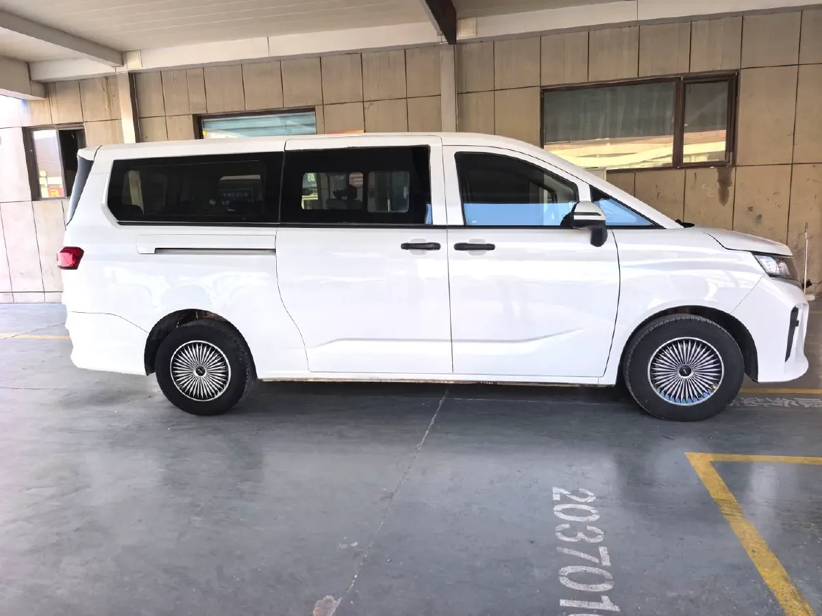 2023 BAW RuiSheng Trump M7 1.6L 124HP L4 5MT,autocango,china used car exporter,china ev exporter,chinese used car exporter,chinese used ev exporter