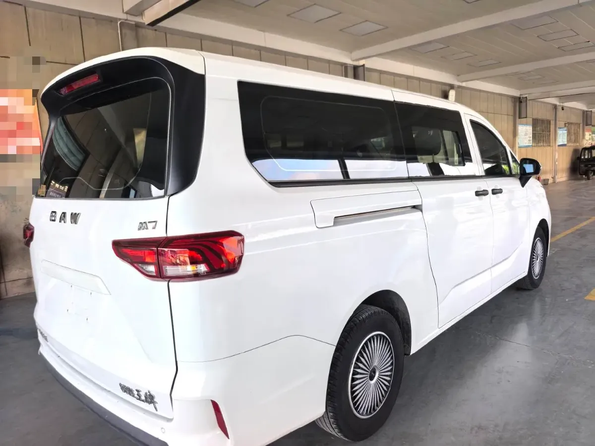 2023 BAW RuiSheng Trump M7 1.6L 124HP L4 5MT,autocango,china used car exporter,china ev exporter,chinese used car exporter,chinese used ev exporter