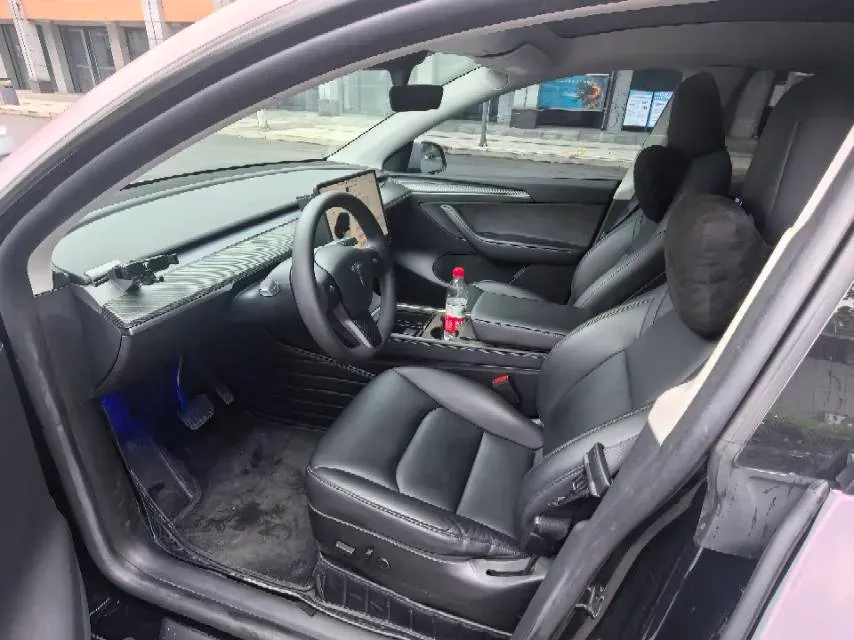 2022 Tesla Model Y BEV 60KWH,autocango,china used car exporter,china ev exporter,chinese used car exporter,chinese used ev exporter