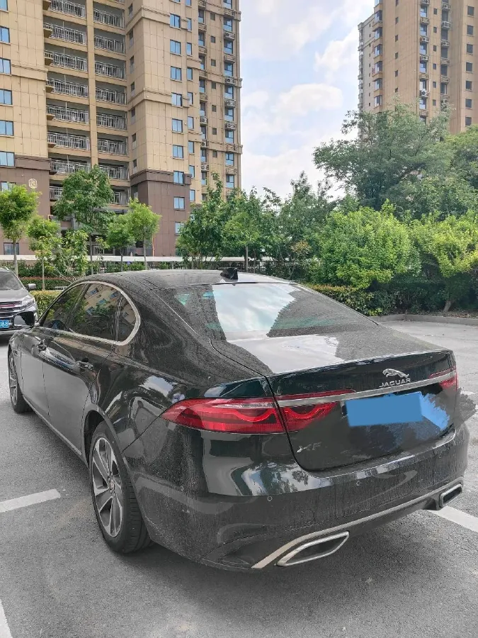 2023 Jaguar XFL 2.0T 200HP L4 8AT,autocango,china used car exporter,china ev exporter,chinese used car exporter,chinese used ev exporter