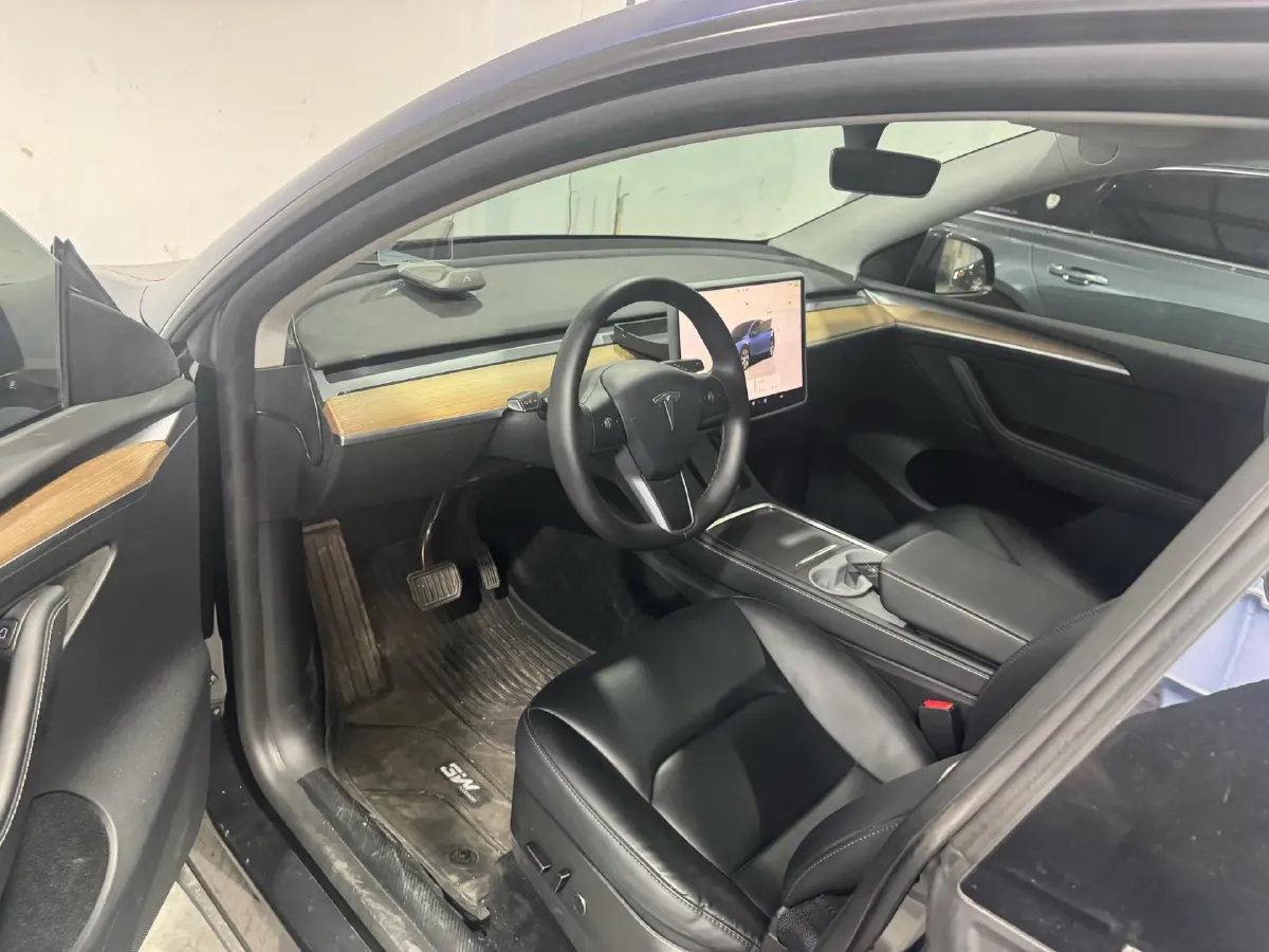 2022 Tesla Model Y BEV 60KWH,autocango,china used car exporter,china ev exporter,chinese used car exporter,chinese used ev exporter