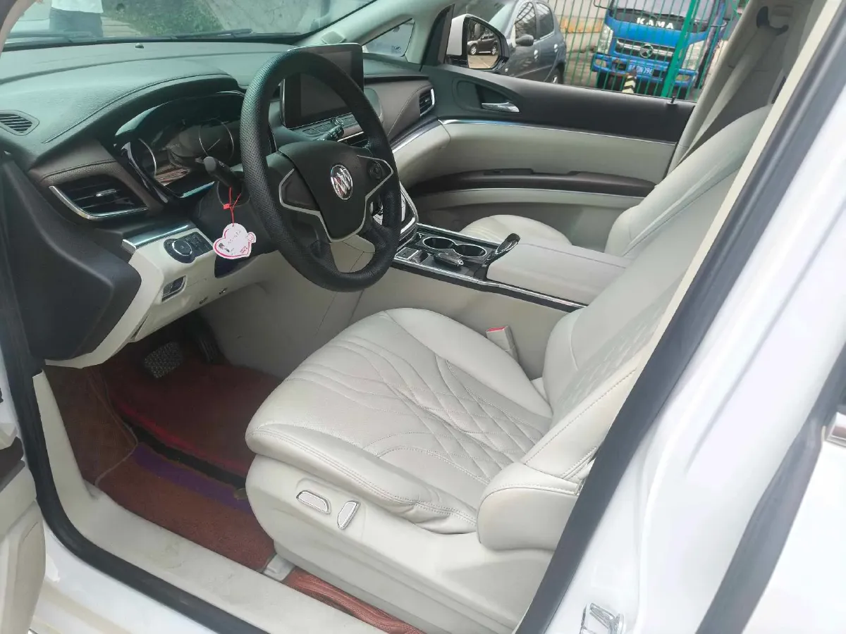 2022 Buick GL8 2.0T 237HP L4 9AT,autocango,china used car exporter,china ev exporter,chinese used car exporter,chinese used ev exporter