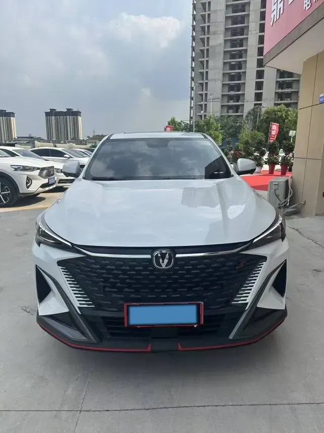 2025 ChangAn X5 PLUS 1.5T 188HP L4 7DCT,autocango,china used car exporter,china ev exporter,chinese used car exporter,chinese used ev exporter