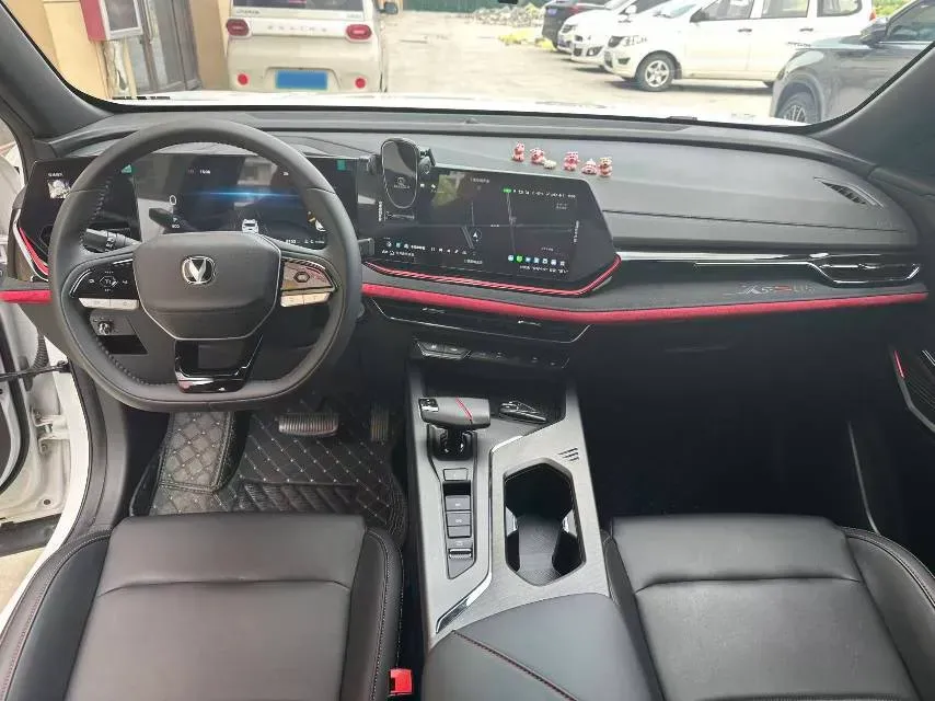 2025 ChangAn X5 PLUS 1.5T 188HP L4 7DCT,autocango,china used car exporter,china ev exporter,chinese used car exporter,chinese used ev exporter