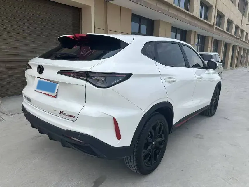 2025 ChangAn X5 PLUS 1.5T 188HP L4 7DCT,autocango,china used car exporter,china ev exporter,chinese used car exporter,chinese used ev exporter