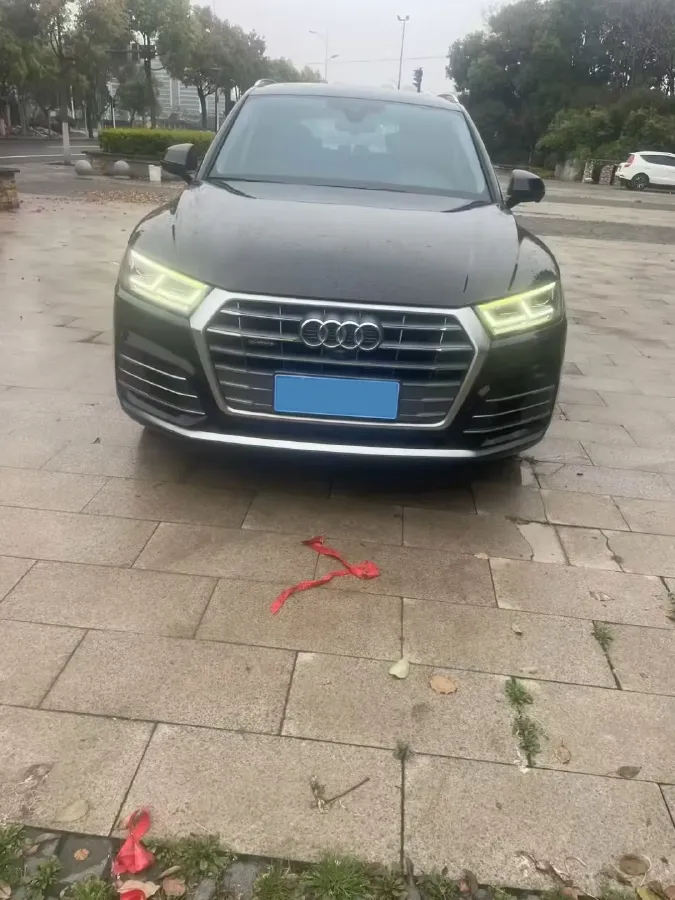 2020 Audi Q5L 2.0T 252HP L4 7DCT,autocango,china used car exporter,china ev exporter,chinese used car exporter,chinese used ev exporter
