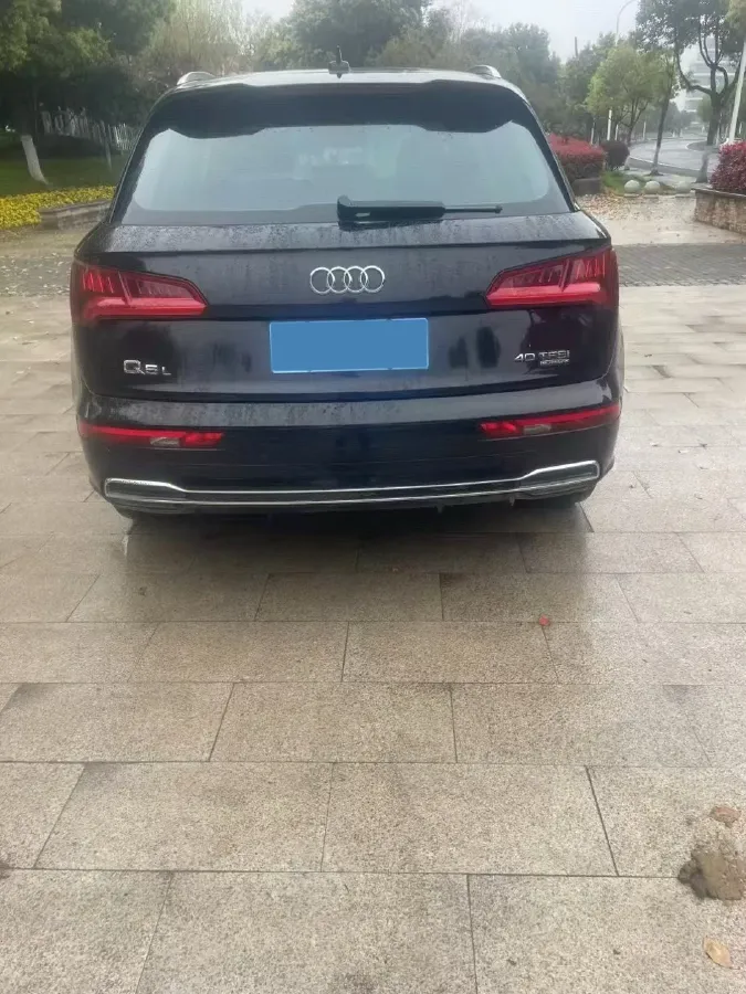 2020 Audi Q5L 2.0T 252HP L4 7DCT,autocango,china used car exporter,china ev exporter,chinese used car exporter,chinese used ev exporter