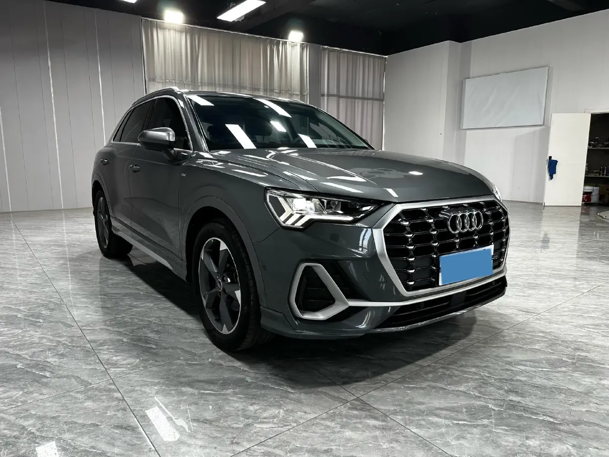 2022 Audi Q3 1.4T 150HP L4 7DCT,autocango,china used car exporter,china ev exporter,chinese used car exporter,chinese used ev exporter