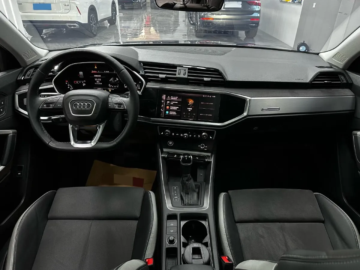 2022 Audi Q3 1.4T 150HP L4 7DCT,autocango,china used car exporter,china ev exporter,chinese used car exporter,chinese used ev exporter