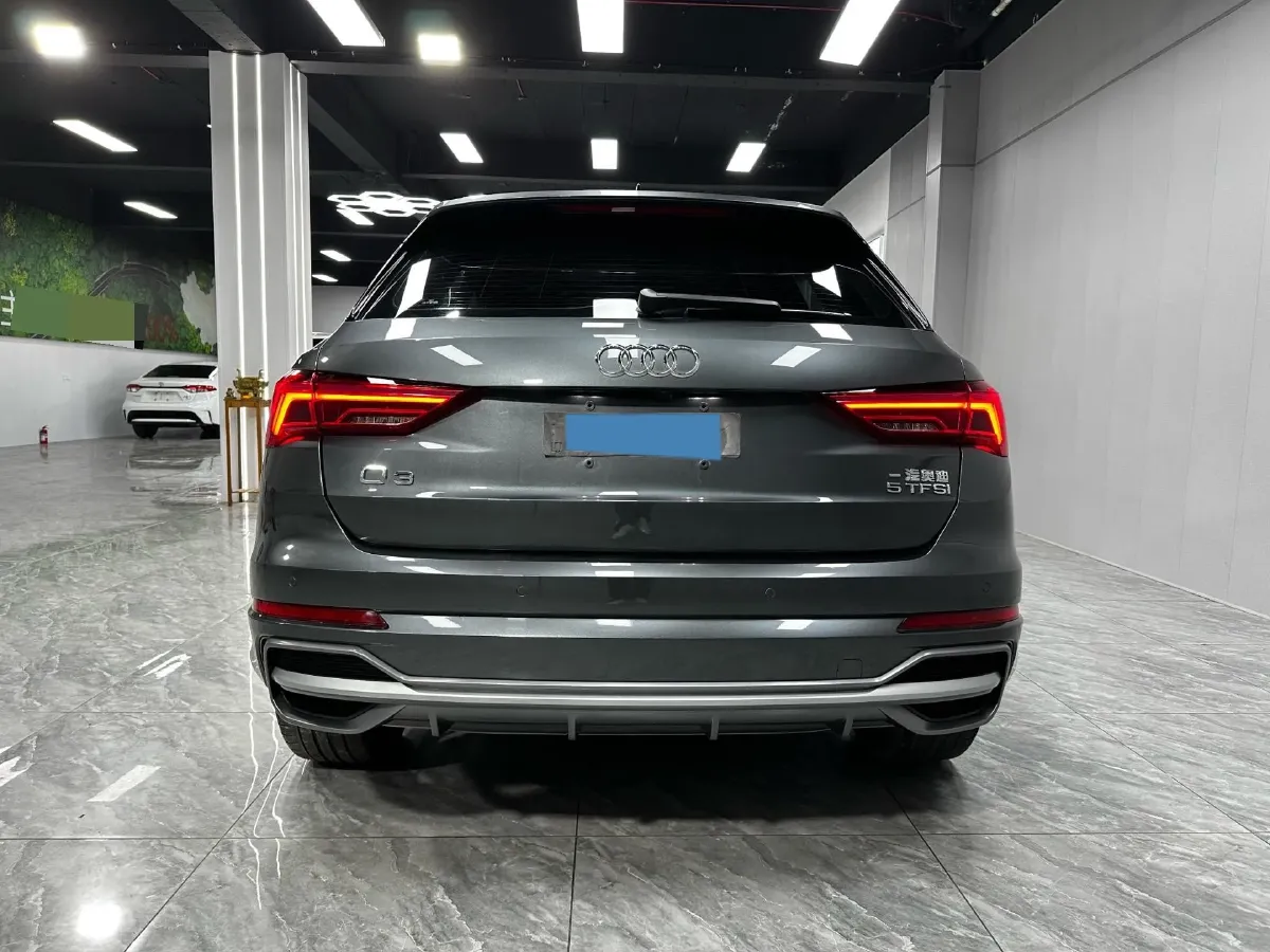 2022 Audi Q3 1.4T 150HP L4 7DCT,autocango,china used car exporter,china ev exporter,chinese used car exporter,chinese used ev exporter