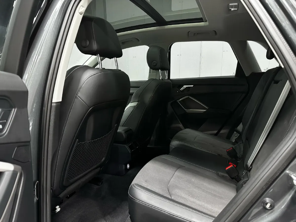 2022 Audi Q3 1.4T 150HP L4 7DCT,autocango,china used car exporter,china ev exporter,chinese used car exporter,chinese used ev exporter