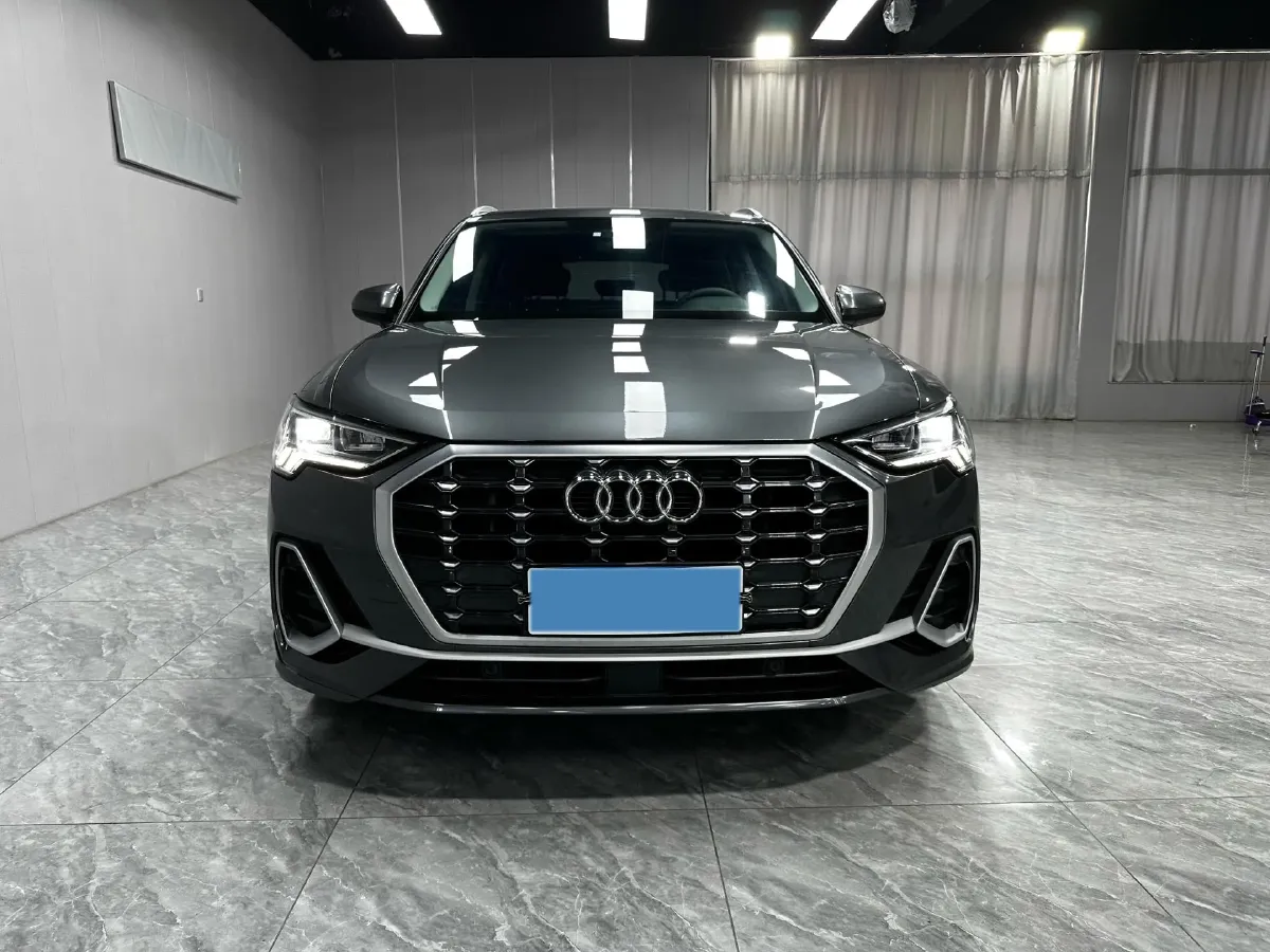 2022 Audi Q3 1.4T 150HP L4 7DCT,autocango,china used car exporter,china ev exporter,chinese used car exporter,chinese used ev exporter