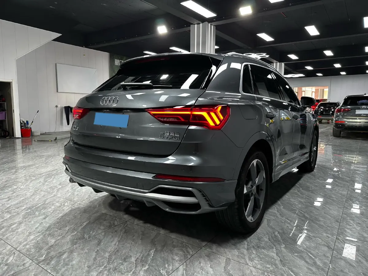 2022 Audi Q3 1.4T 150HP L4 7DCT,autocango,china used car exporter,china ev exporter,chinese used car exporter,chinese used ev exporter