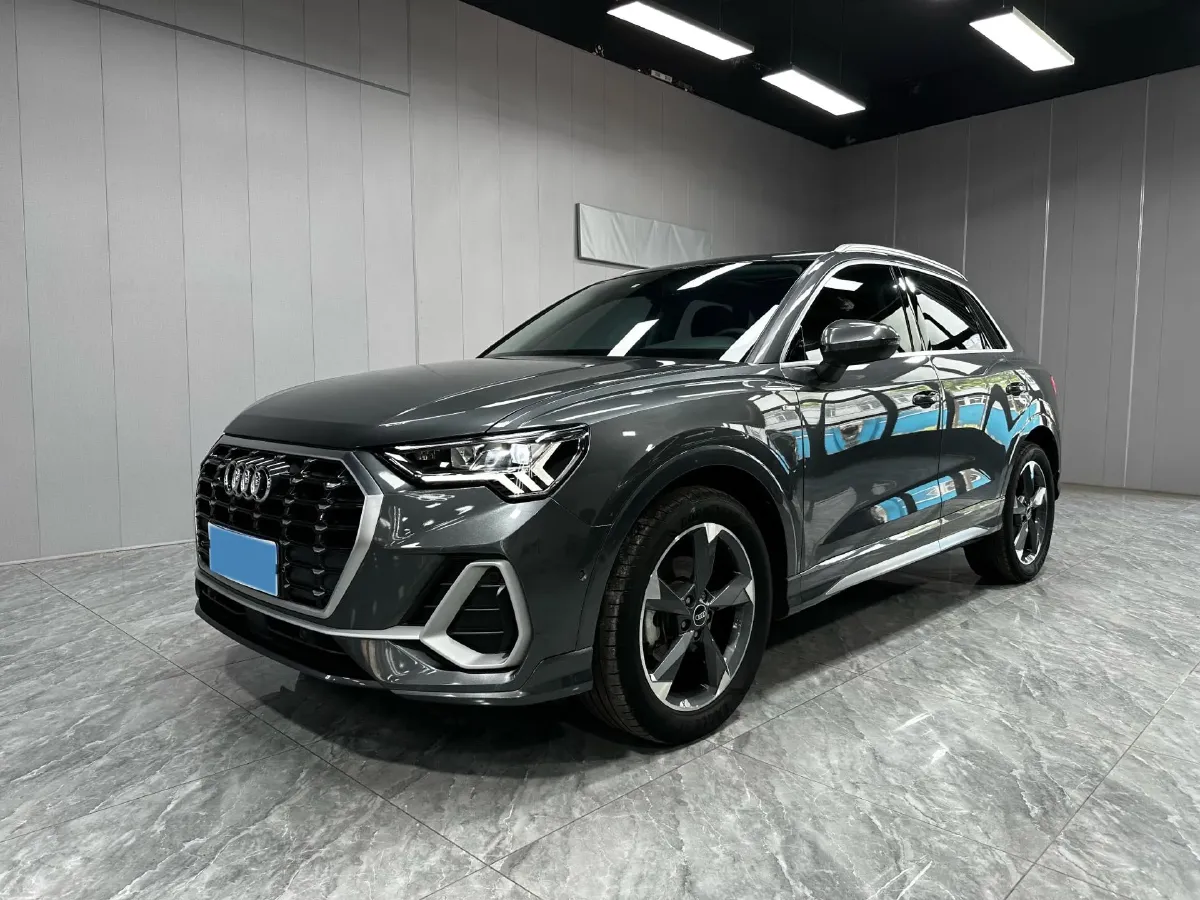 2022 Audi Q3 1.4T 150HP L4 7DCT,autocango,china used car exporter,china ev exporter,chinese used car exporter,chinese used ev exporter