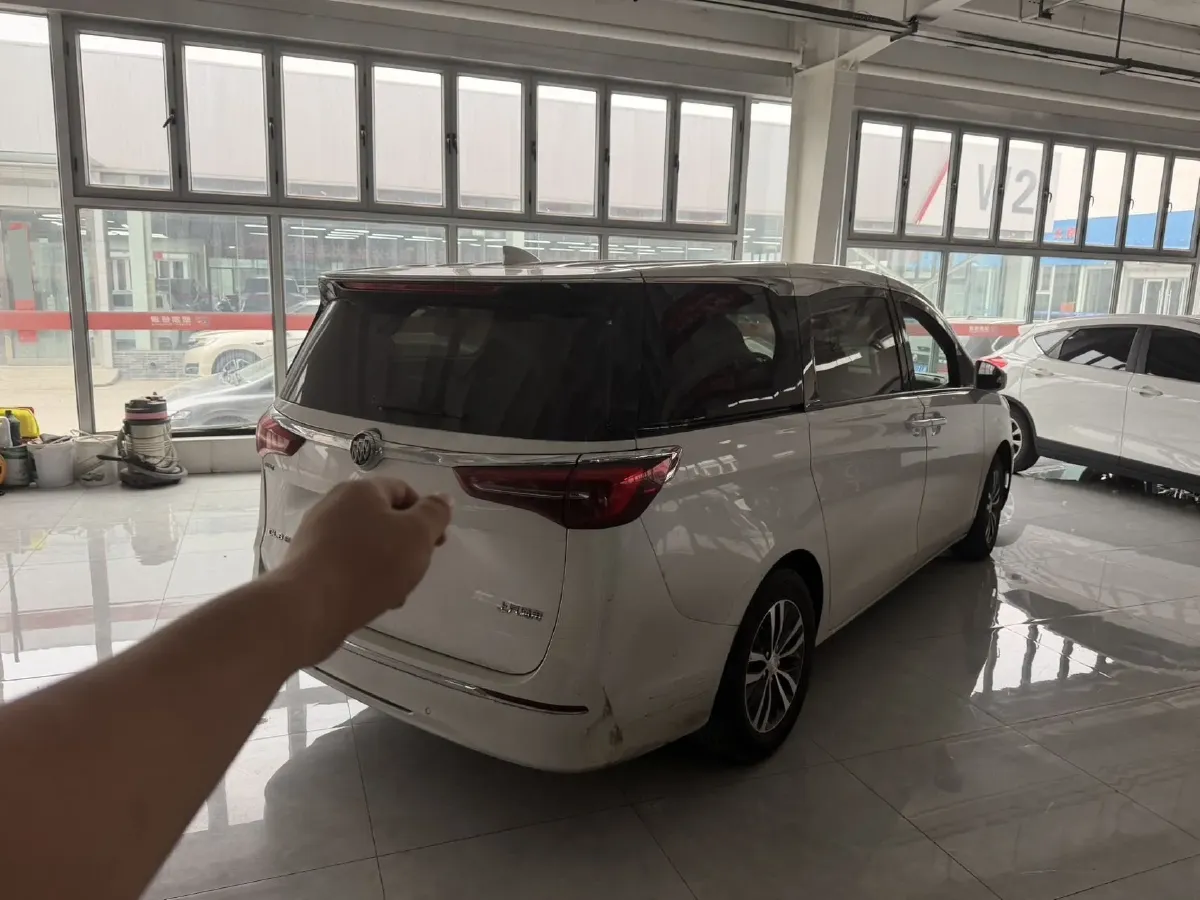 2020 Buick GL8 2.0T 237HP L4 9AT,autocango,china used car exporter,china ev exporter,chinese used car exporter,chinese used ev exporter