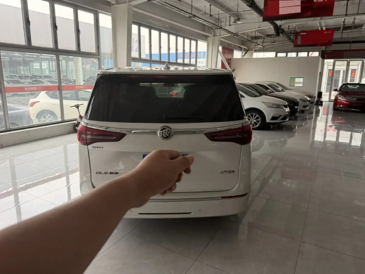 2020 Buick GL8 2.0T 237HP L4 9AT,autocango,china used car exporter,china ev exporter,chinese used car exporter,chinese used ev exporter