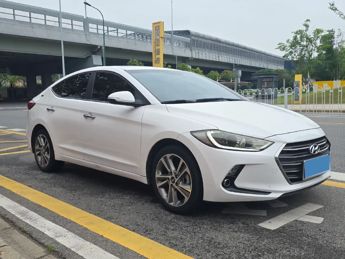 2016 Hyundai Elantra 1.6L 130HP L4 6AT,autocango,china used car exporter,china ev exporter,chinese used car exporter,chinese used ev exporter