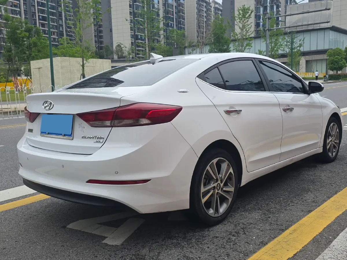 2016 Hyundai Elantra 1.6L 130HP L4 6AT,autocango,china used car exporter,china ev exporter,chinese used car exporter,chinese used ev exporter