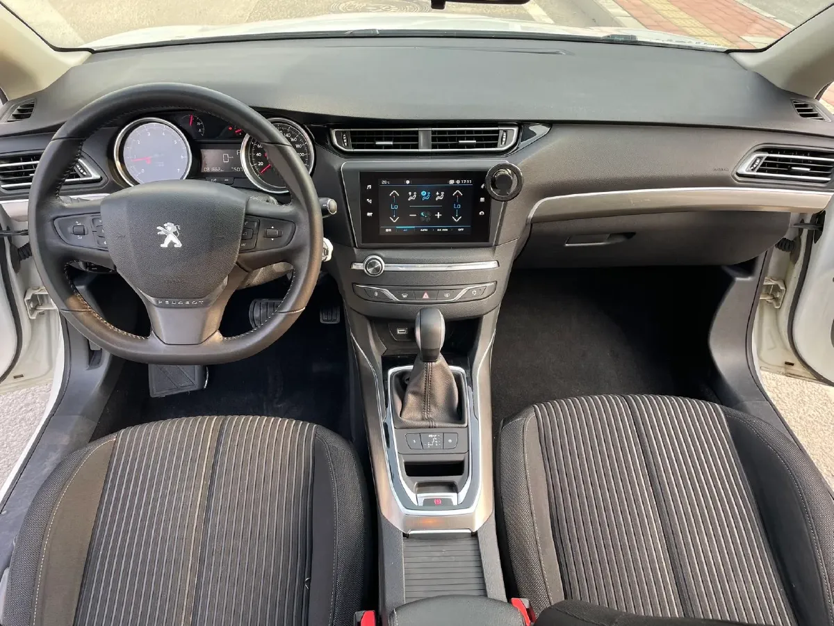 2018 Peugeot 408 1.6T 167HP L4 6AT,autocango,china used car exporter,china ev exporter,chinese used car exporter,chinese used ev exporter