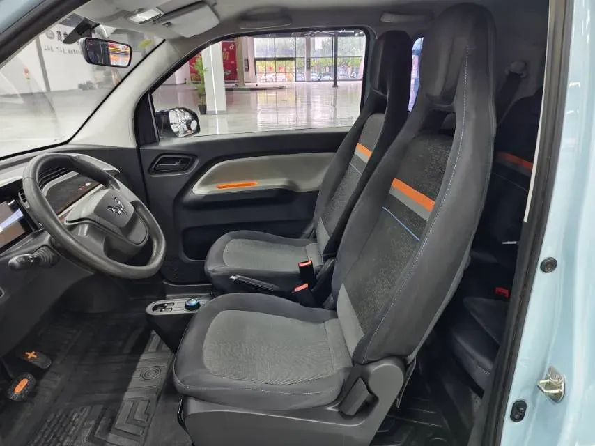 2021 WuLing HongGuang MINI EV BEV 13.9KWH,autocango,china used car exporter,china ev exporter,chinese used car exporter,chinese used ev exporter