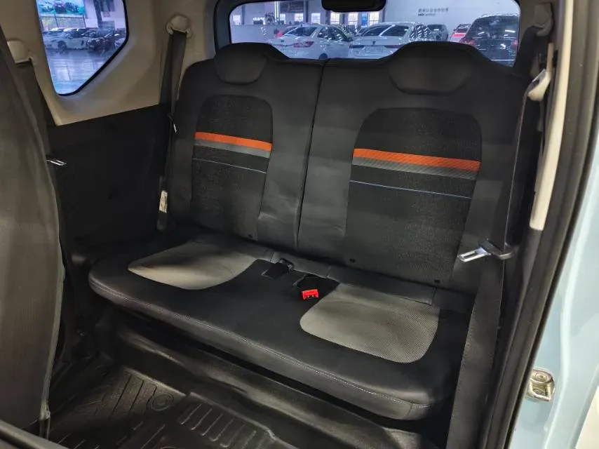 2021 WuLing HongGuang MINI EV BEV 13.9KWH,autocango,china used car exporter,china ev exporter,chinese used car exporter,chinese used ev exporter