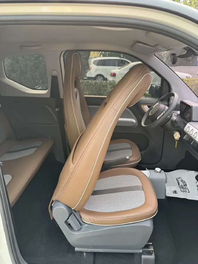 2022 WuLing HongGuang MINI EV BEV 17.3KWH,autocango,china used car exporter,china ev exporter,chinese used car exporter,chinese used ev exporter