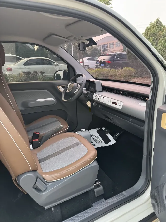 2022 WuLing HongGuang MINI EV BEV 17.3KWH,autocango,china used car exporter,china ev exporter,chinese used car exporter,chinese used ev exporter