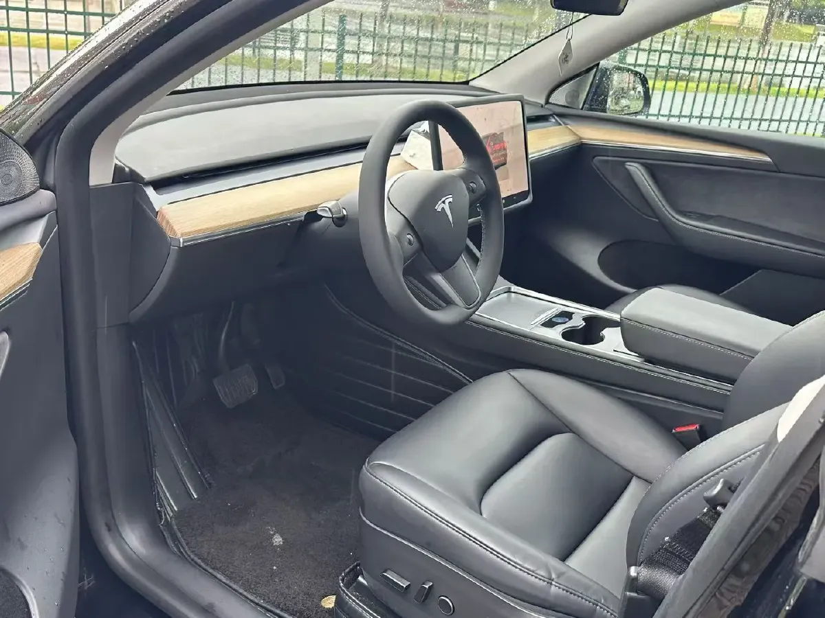 2022 Tesla Model Y BEV 60KWH,autocango,china used car exporter,china ev exporter,chinese used car exporter,chinese used ev exporter