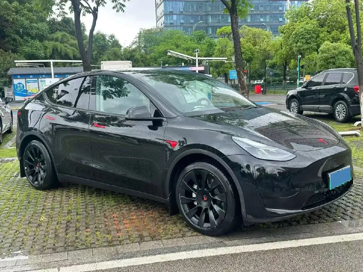 2022 Tesla Model Y BEV 60KWH,autocango,china used car exporter,china ev exporter,chinese used car exporter,chinese used ev exporter