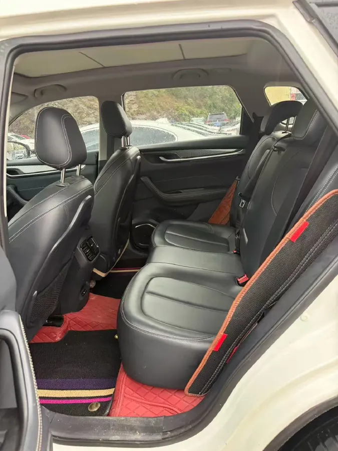 2018 Brilliance Auto V7 1.6T 204HP L4 7DCT,autocango,china used car exporter,china ev exporter,chinese used car exporter,chinese used ev exporter
