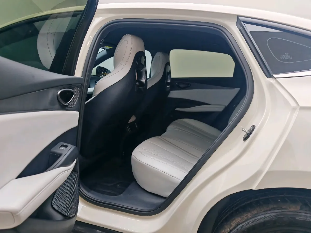 2025 BYD Seal06 1.5L 101HP L4 E-CVT PHEV 10.08KWH,autocango,china used car exporter,china ev exporter,chinese used car exporter,chinese used ev exporter