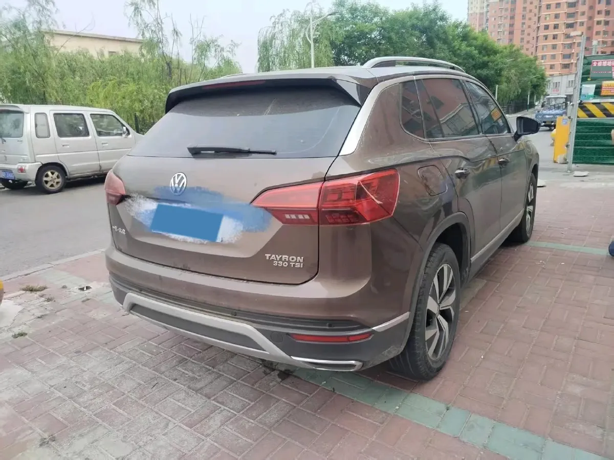 2019 MINI CLUBMAN 1.5T 102HP L3 6AT,autocango,china used car exporter,china ev exporter,chinese used car exporter,chinese used ev exporter