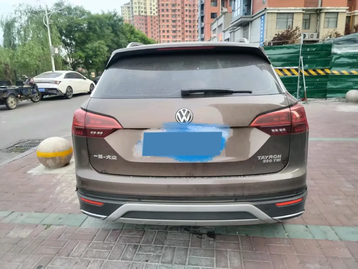 2019 MINI CLUBMAN 1.5T 102HP L3 6AT,autocango,china used car exporter,china ev exporter,chinese used car exporter,chinese used ev exporter