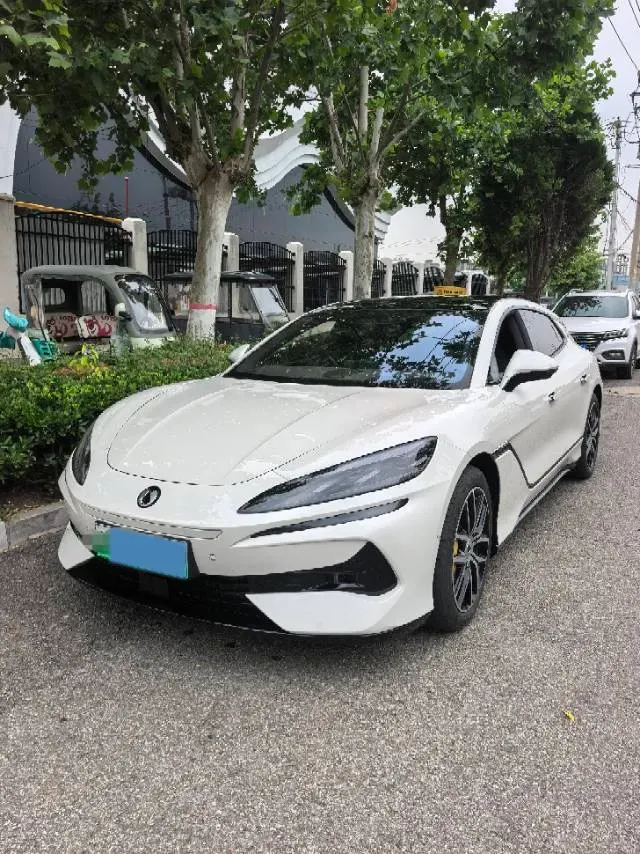 2024 Denza DenzaZ9GT 2.0T 207HP L4 E-CVT PHEV 38.5KWH,autocango,china used car exporter,china ev exporter,chinese used car exporter,chinese used ev exporter