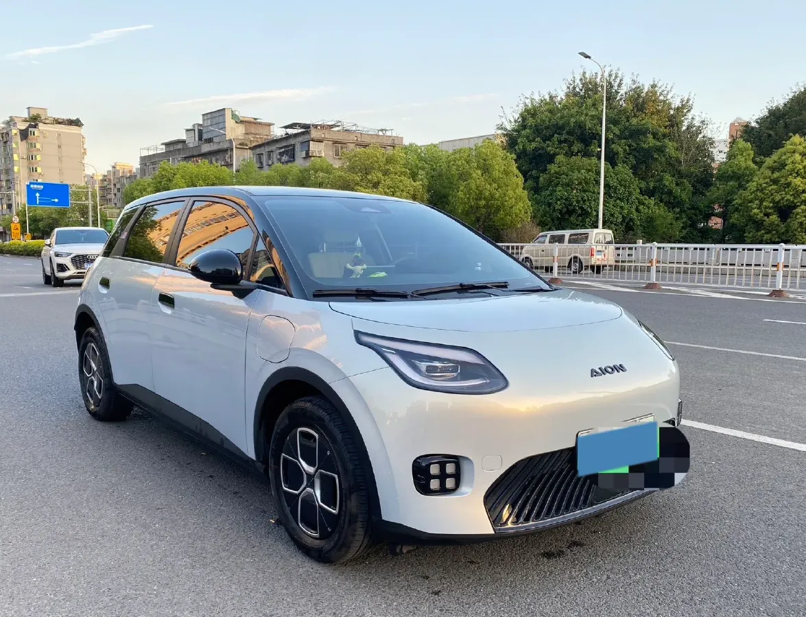 2025 Aion AION UT BEV,autocango,china used car exporter,china ev exporter,chinese used car exporter,chinese used ev exporter