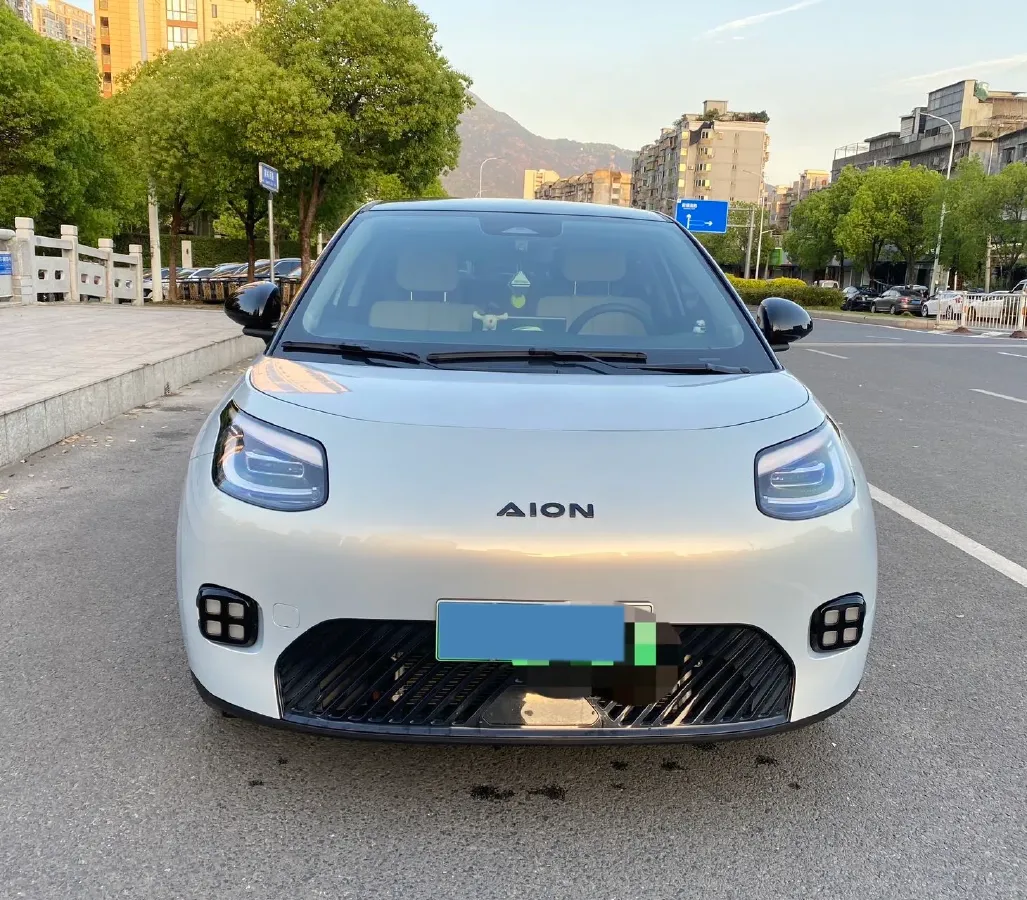 2025 Aion AION UT BEV,autocango,china used car exporter,china ev exporter,chinese used car exporter,chinese used ev exporter