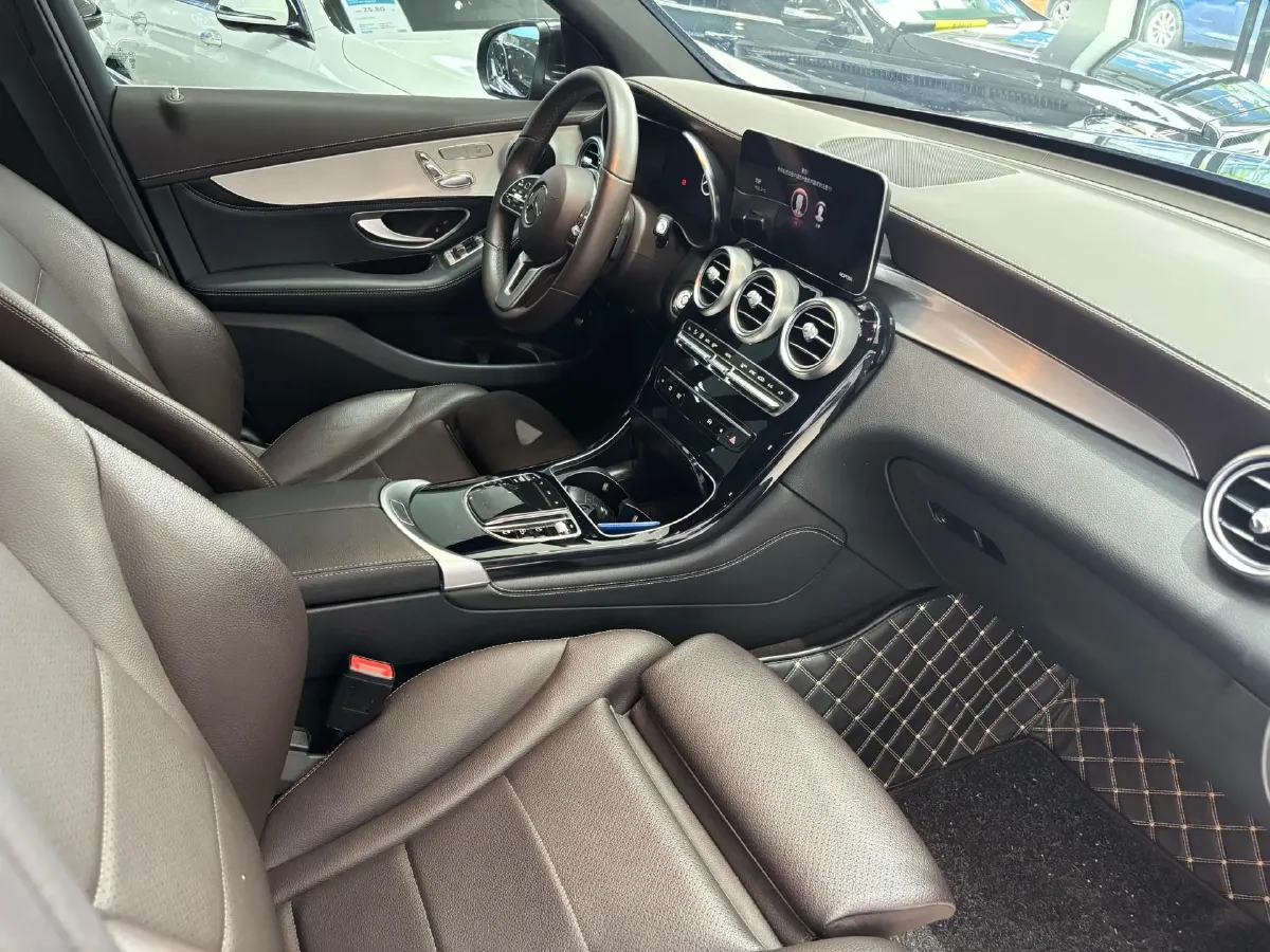 2020 Mercedes-Benz GLC Class 2.0T 197HP L4 9AT,autocango,china used car exporter,china ev exporter,chinese used car exporter,chinese used ev exporter