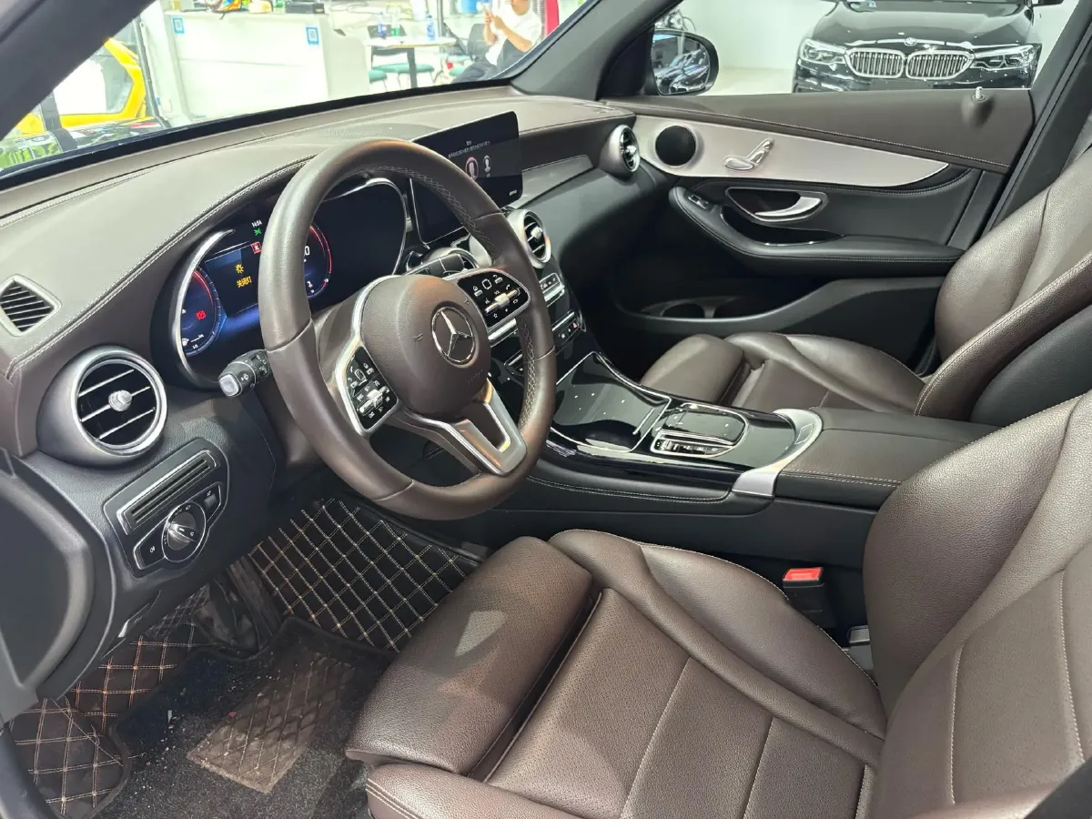 2020 Mercedes-Benz GLC Class 2.0T 197HP L4 9AT,autocango,china used car exporter,china ev exporter,chinese used car exporter,chinese used ev exporter
