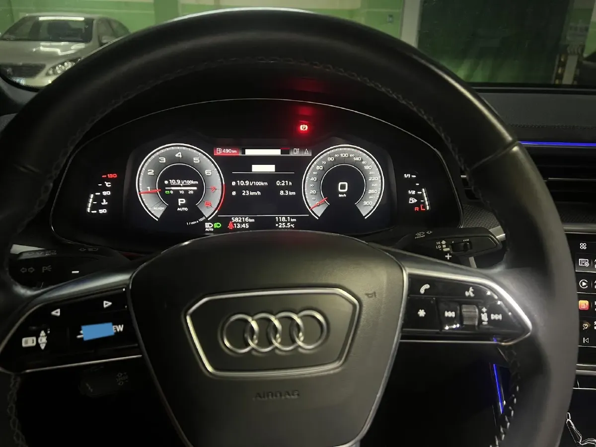 2021 Audi A6L 2.0T 224HP L4 7DCT,autocango,china used car exporter,china ev exporter,chinese used car exporter,chinese used ev exporter