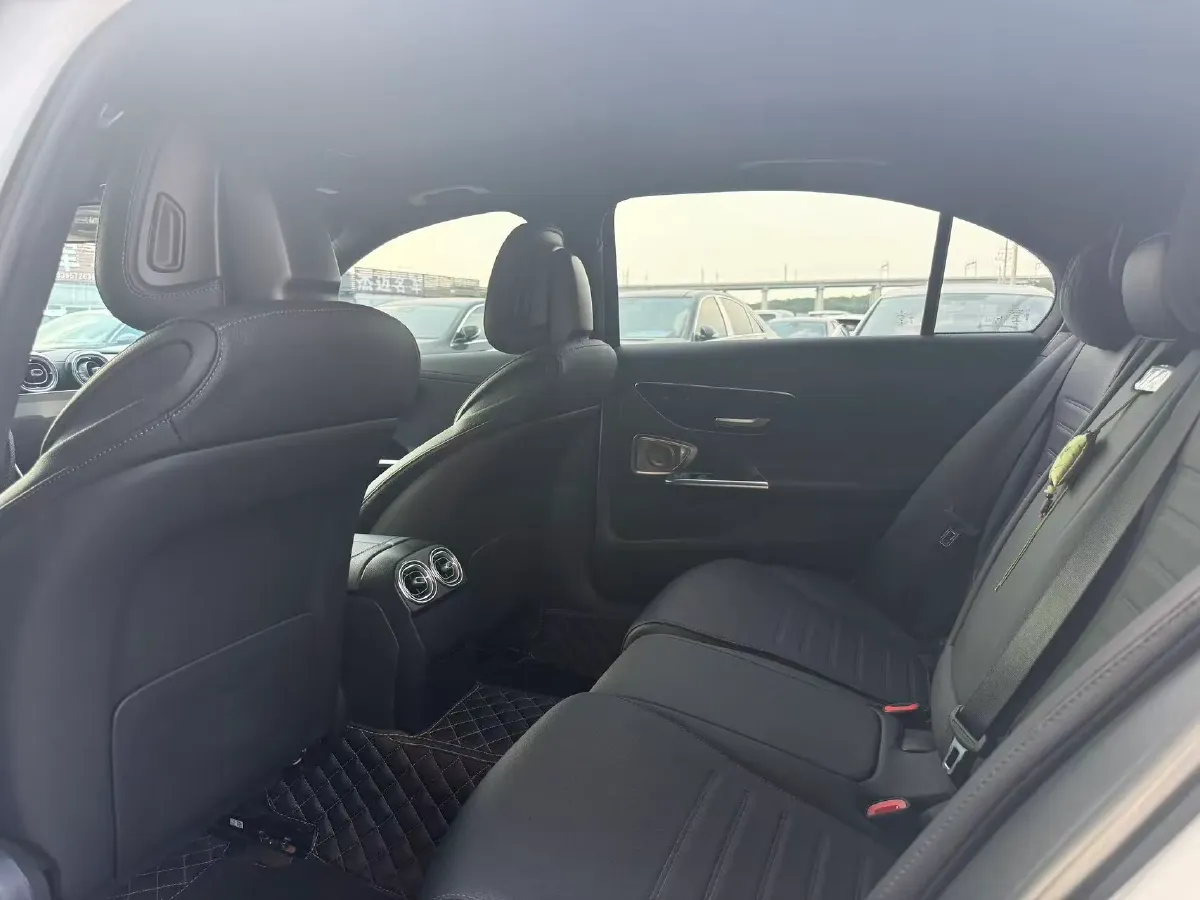 2023 Mercedes-Benz C Class 1.5T 204HP L4 9AT,autocango,china used car exporter,china ev exporter,chinese used car exporter,chinese used ev exporter