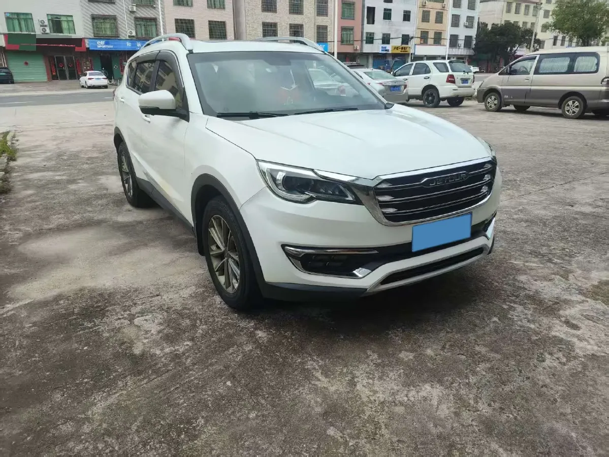 2018 Jetour X70 1.5T 147HP L4 5MT,autocango,china used car exporter,china ev exporter,chinese used car exporter,chinese used ev exporter