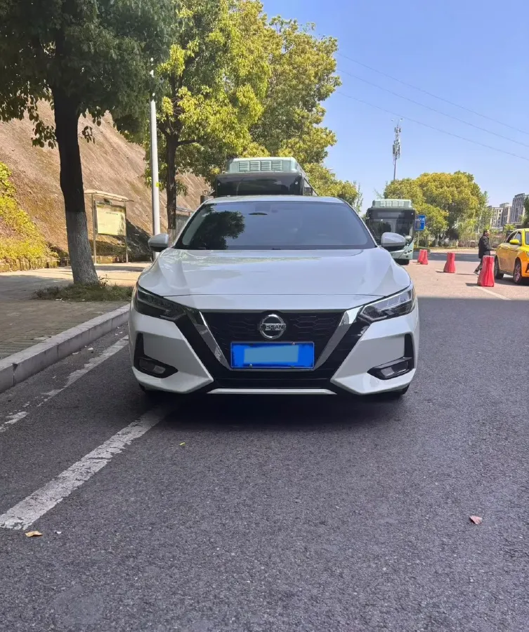 2022 Nissan Sylphy 1.6L 135HP L4 CVT,autocango,china used car exporter,china ev exporter,chinese used car exporter,chinese used ev exporter