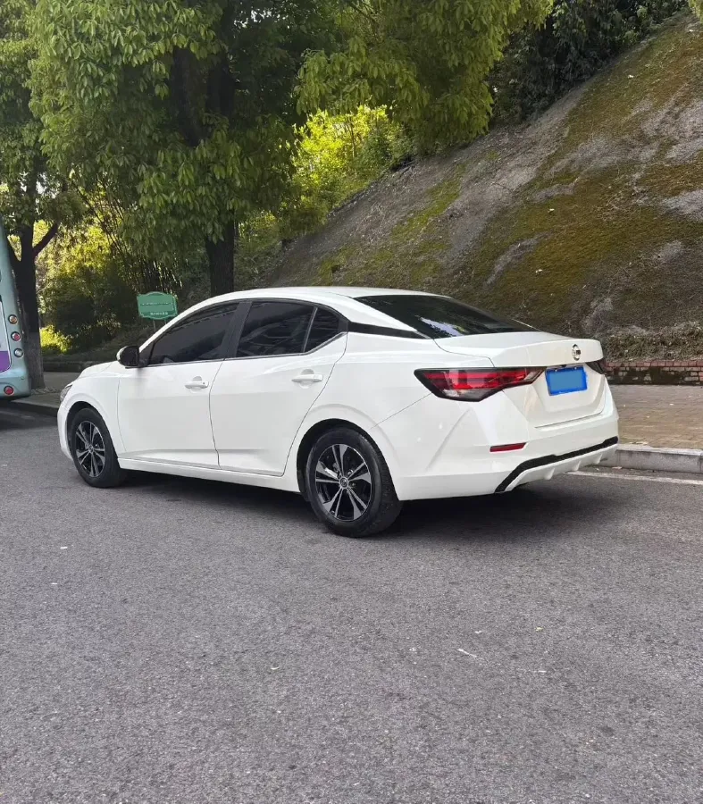 2022 Nissan Sylphy 1.6L 135HP L4 CVT,autocango,china used car exporter,china ev exporter,chinese used car exporter,chinese used ev exporter