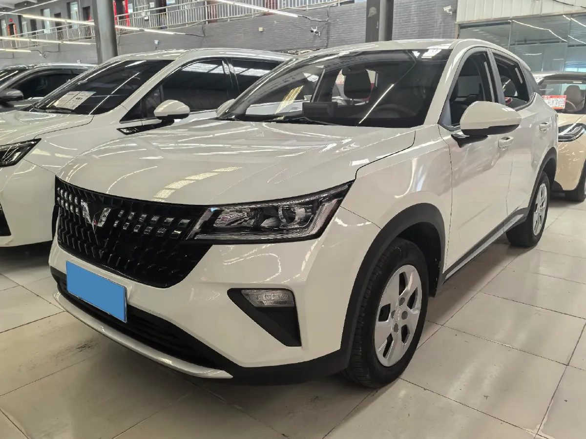 2022 WuLing XingChi 1.5L 99HP L4 6MT,autocango,china used car exporter,china ev exporter,chinese used car exporter,chinese used ev exporter