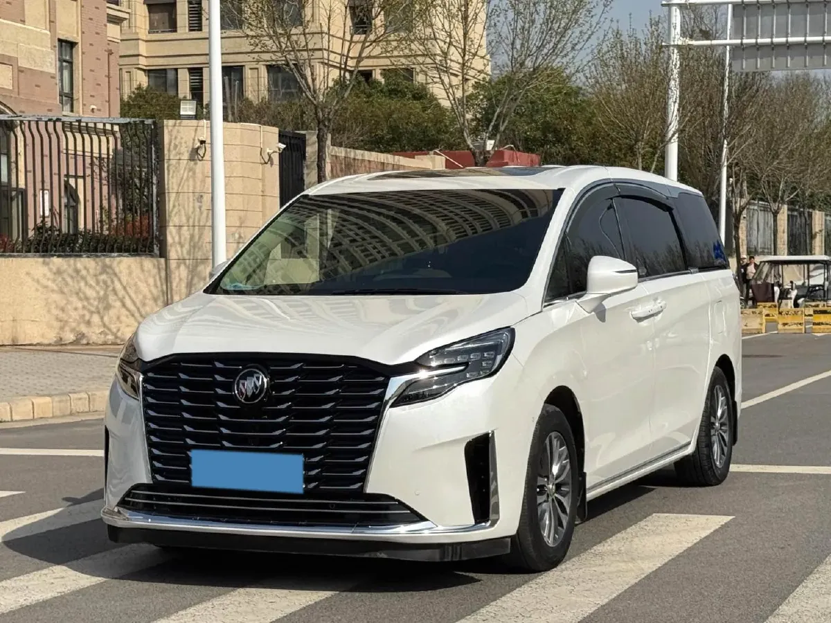 2023 Buick GL8 2.0T 237HP L4 9AT,autocango,china used car exporter,china ev exporter,chinese used car exporter,chinese used ev exporter