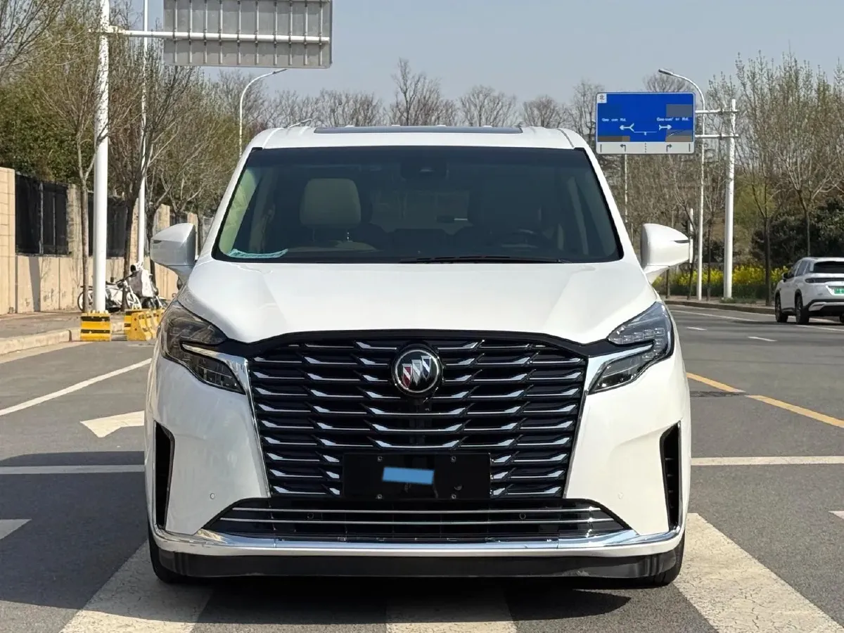 2023 Buick GL8 2.0T 237HP L4 9AT,autocango,china used car exporter,china ev exporter,chinese used car exporter,chinese used ev exporter