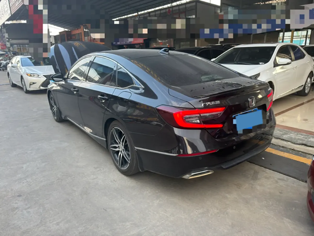 2022 Honda Accord 1.5T 194HP L4 CVT,autocango,china used car exporter,china ev exporter,chinese used car exporter,chinese used ev exporter