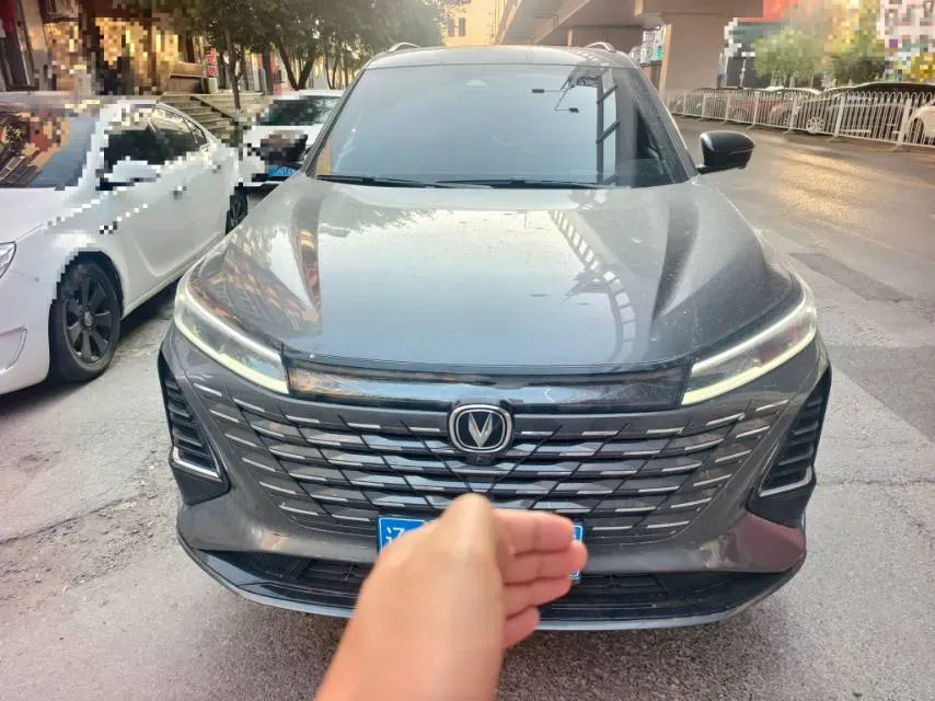 2024 ChangAn CS75 Plus 1.5T 188HP L4 8AT,autocango,china used car exporter,china ev exporter,chinese used car exporter,chinese used ev exporter